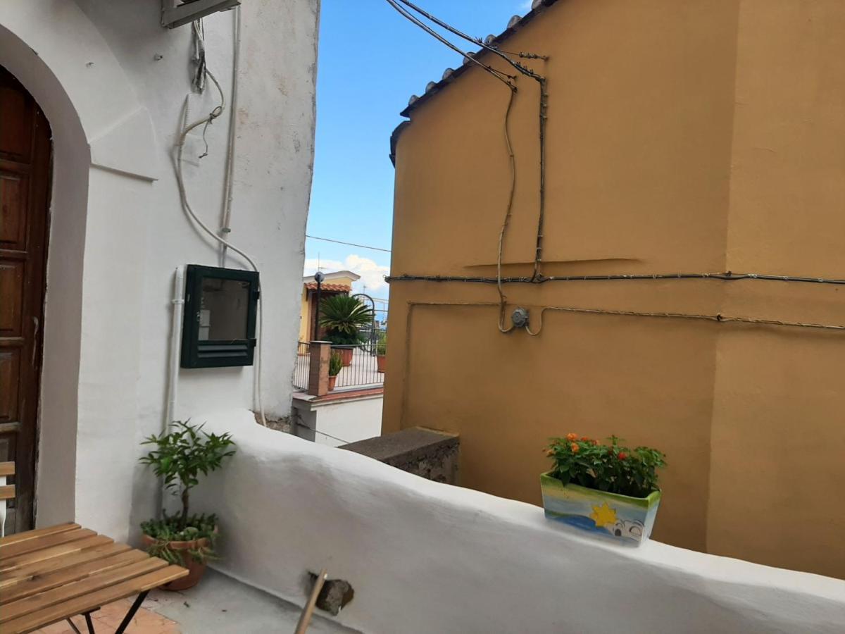 Casa Vacanza Le Tre Sorelle Vietri Buitenkant foto