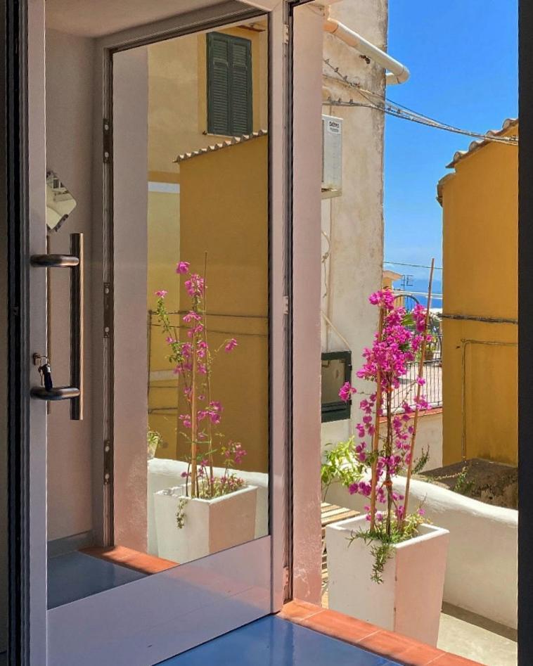 Casa Vacanza Le Tre Sorelle Vietri Buitenkant foto